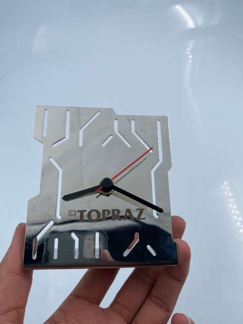 ICON BY CARROL BOYES CLOCK WORKING!!!!