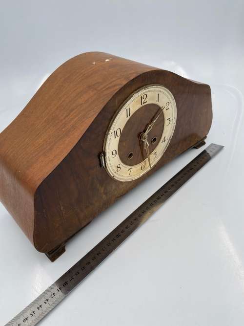 VINTAGE WOODEN CLOVK NOT TESTED 42CM TALL AS SEEN ON PICTURES!!!!