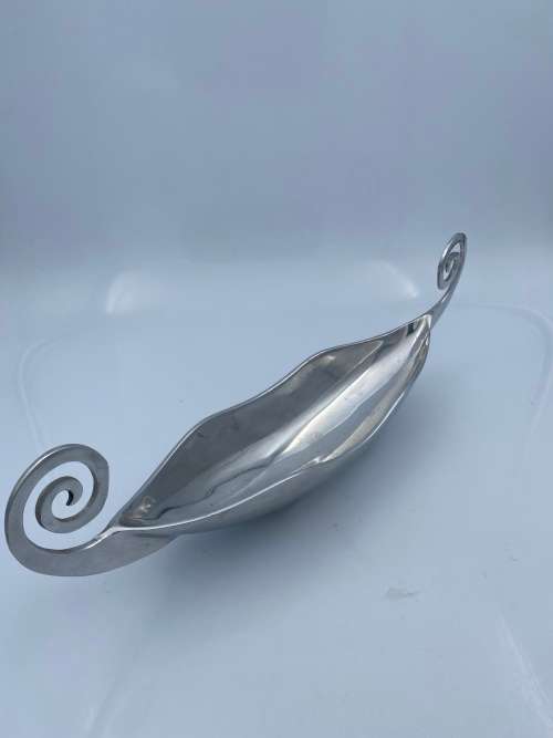 BEAUTIFUL LARGE 57CM DISPLAY PIECE!!!!