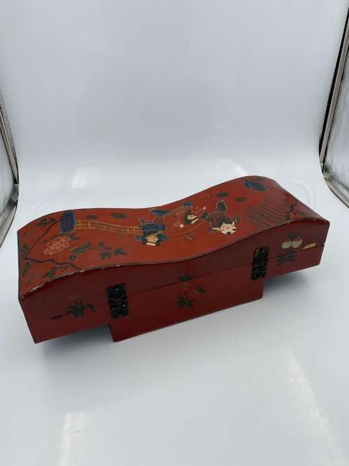 LARGE 48CM DECORATIVE BOX HIGHLY DETAILED!!!!!