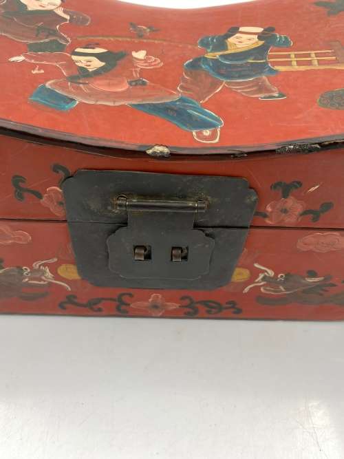 LARGE 48CM DECORATIVE BOX HIGHLY DETAILED!!!!!