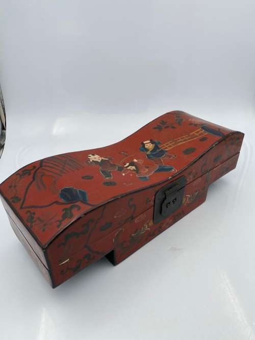 LARGE 48CM DECORATIVE BOX HIGHLY DETAILED!!!!!