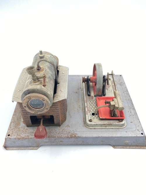 VINTAGE LARGE STEAM ENGINE AS SEEN ON PICTURES MADE IN GERMANY  !!!!