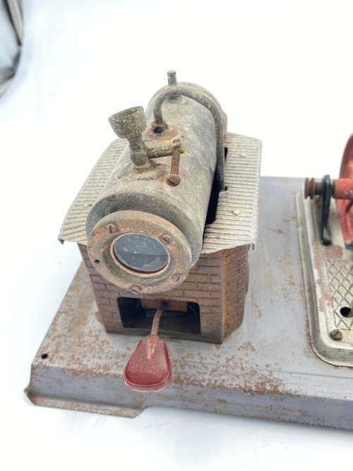 VINTAGE LARGE STEAM ENGINE AS SEEN ON PICTURES MADE IN GERMANY  !!!!