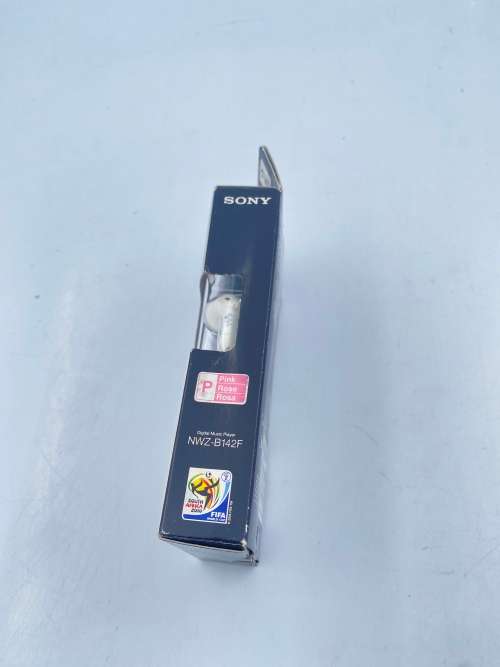 Sony Walkman MP3 player in box working!!!!