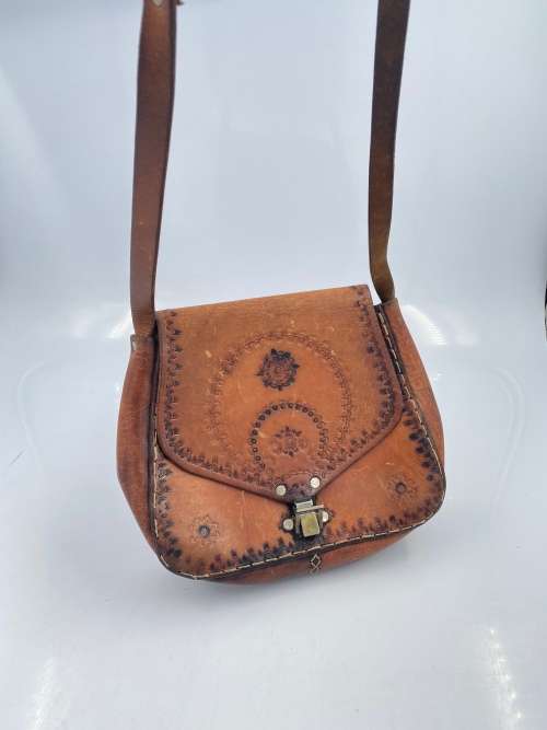 LARGE GENUINE LEATHER VINTAGE BAG !!!!