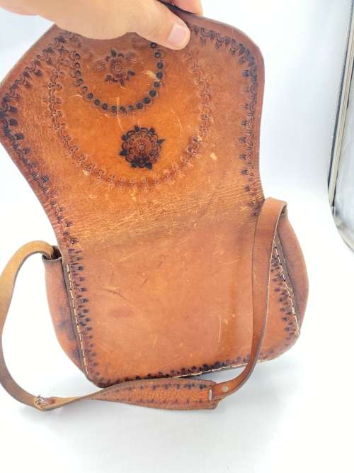 LARGE GENUINE LEATHER VINTAGE BAG !!!!
