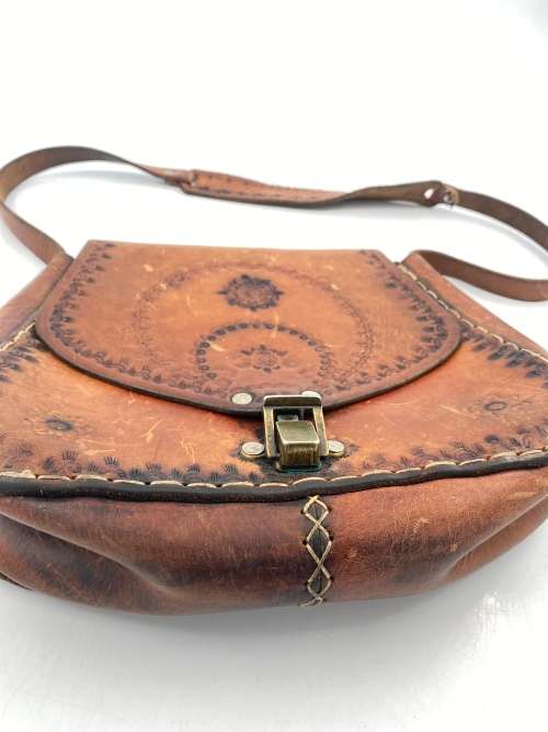 LARGE GENUINE LEATHER VINTAGE BAG !!!!