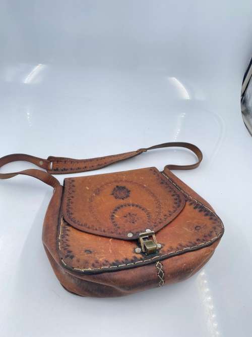 LARGE GENUINE LEATHER VINTAGE BAG !!!!