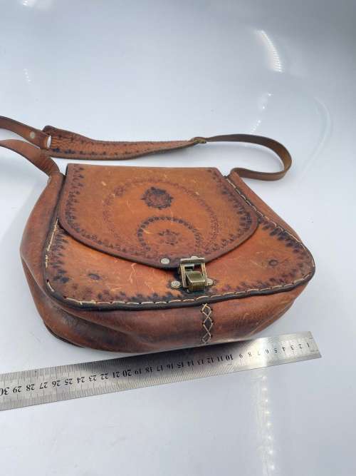 LARGE GENUINE LEATHER VINTAGE BAG !!!!