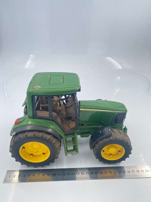 LARGE JOHN DEER TRACTOR 27CM !!!!!