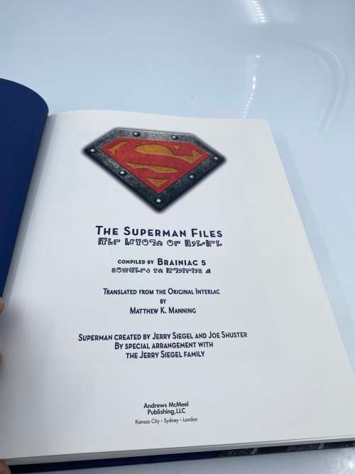 THE SUPERMAN FILES LARGE BOOK !!!!