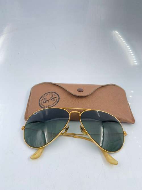 RARE ORIGINAL 1990s BandL RAYBANDS AVIATOR WITH CASE !!!!