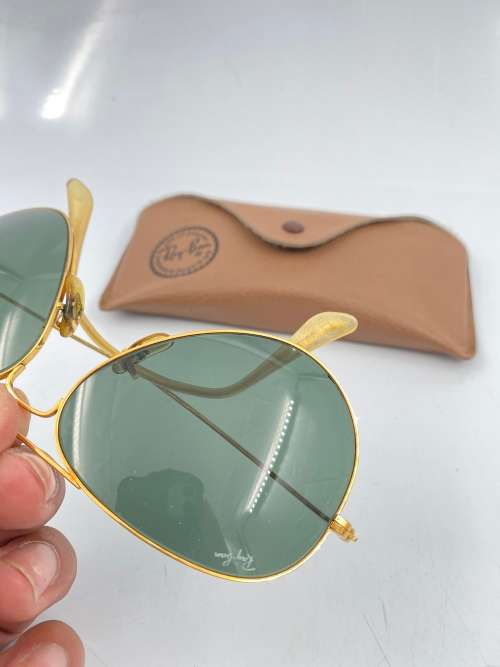 RARE ORIGINAL 1990s BandL RAYBANDS AVIATOR WITH CASE !!!!
