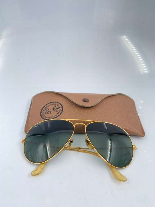RARE ORIGINAL 1990s BandL RAYBANDS AVIATOR WITH CASE !!!!