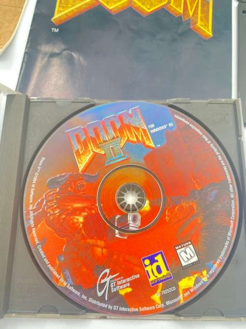 RARE DOOM II 1994 BIG BOX PC COMPLETE WITH FLOPPY DRIVES ASWELL !!!!