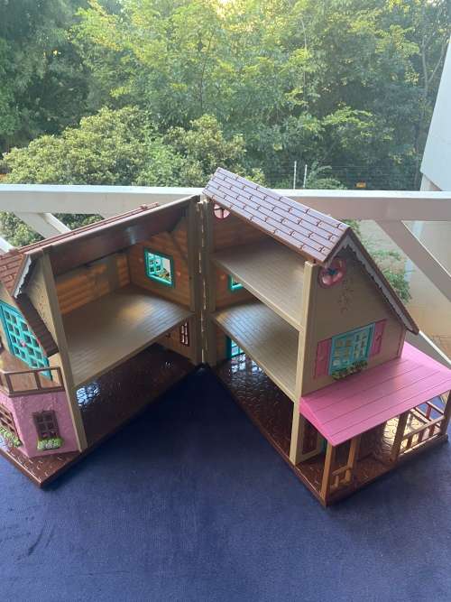 LARGE COLLECTION OF SYLVANIAN FAMILIES BID FOR ALL !!!