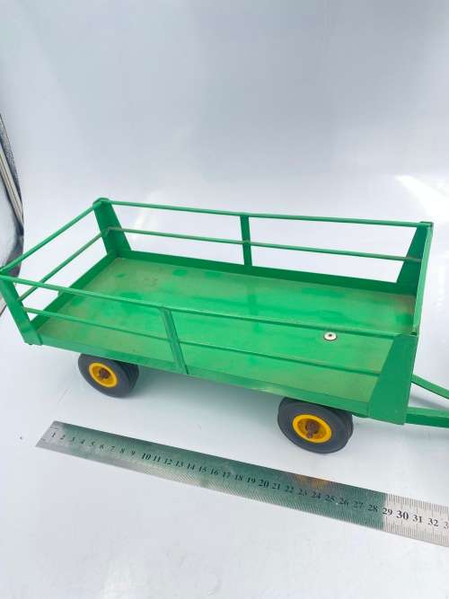 MASSIVE JOHN DEER TRACTOR AND TRAILER BID FOR BOTH IN GREAT CONDITION!!!!