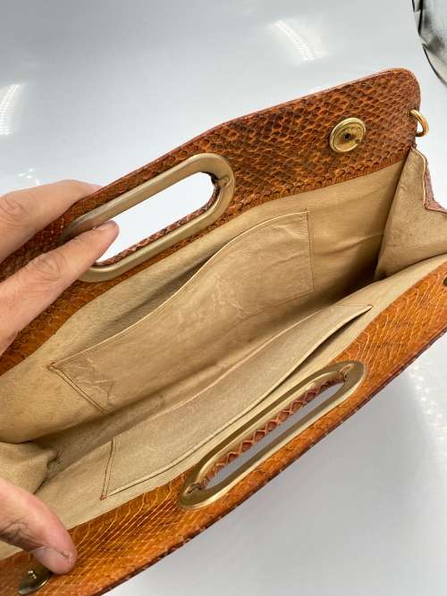 GENUINE VINTAGE SNAKE SKIN HAND BAG !!!!