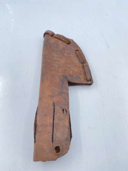 Knife in leather sheath !!!