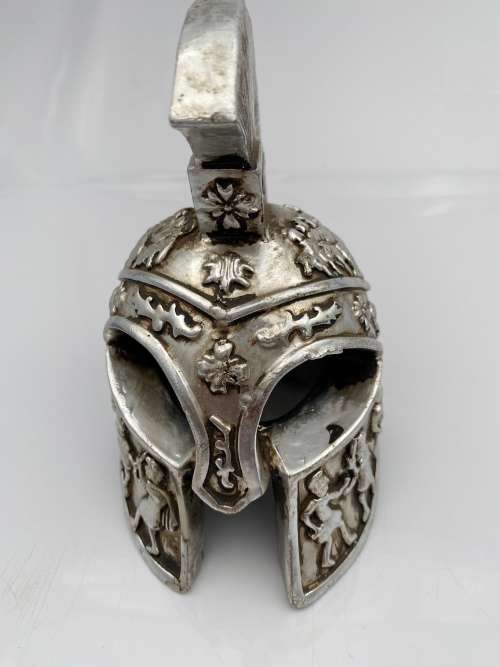 14CM TALL display piece!!!