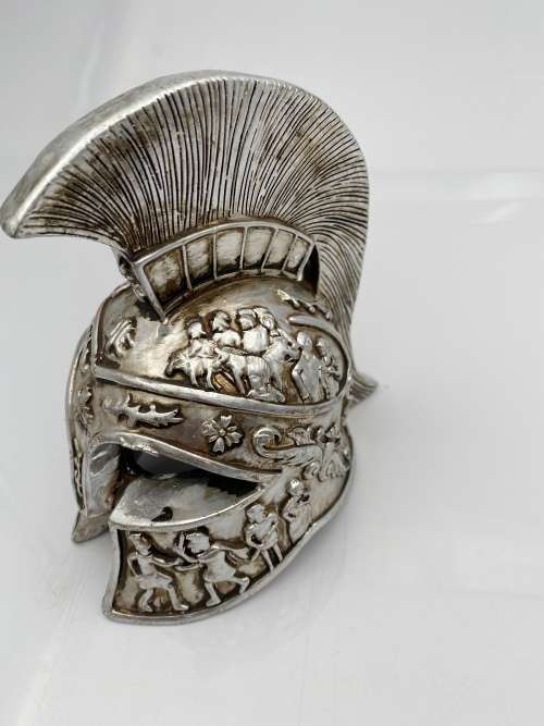 14CM TALL display piece!!!