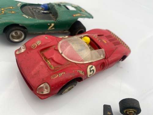 VINTAGE SCALEXTRIC CARS FOR PARTS AS SEEN ON PICTURES!!!!