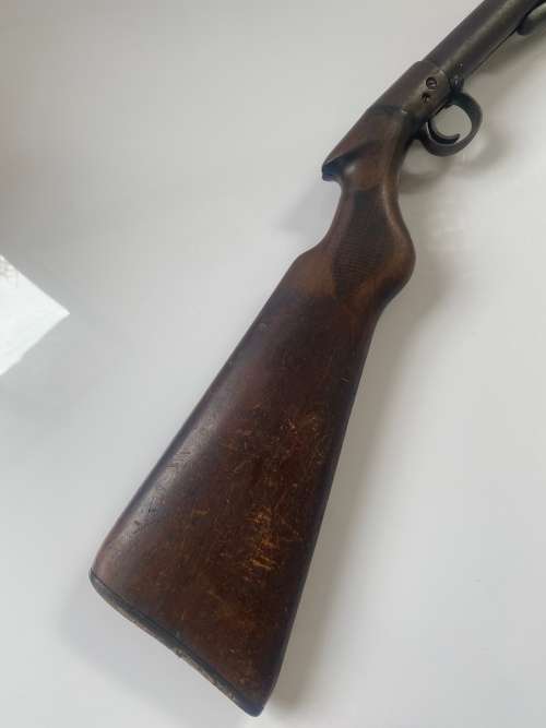 ANTIQUE RARE AIR RIFFLE AS SEEN ON PICTURES FOR DISPLAY !!!!