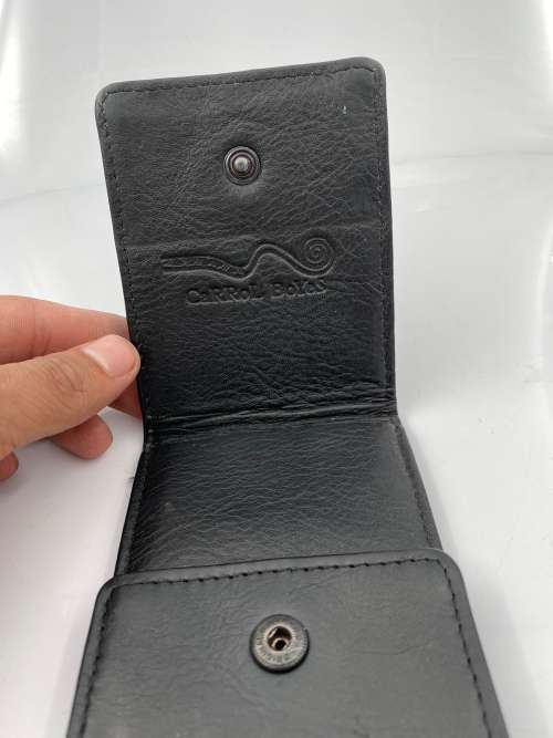 CARROL BOYES GENUINE LEATHER!!!!