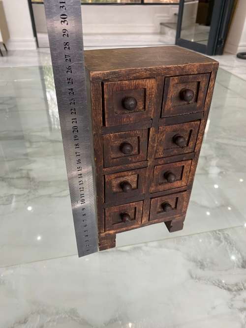 BEAUTIFUL WOODEN DISPLAY PIECE 27CM TALL !!!!