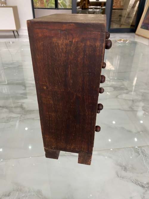 BEAUTIFUL WOODEN DISPLAY PIECE 27CM TALL !!!!