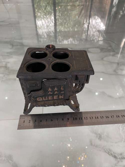 Cast iron mini stove !!!