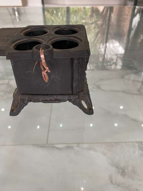 Cast iron mini stove !!!