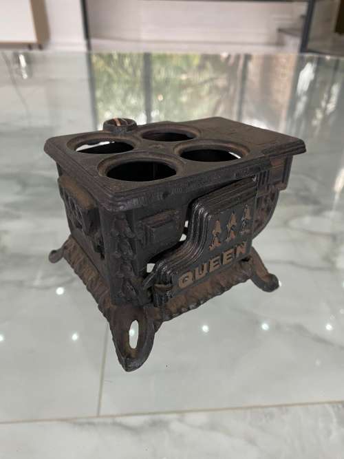 Cast iron mini stove !!!