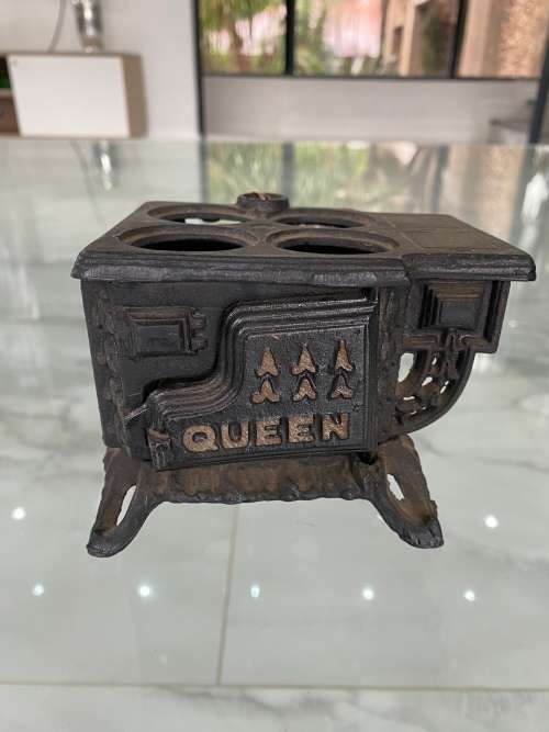 Cast iron mini stove !!!