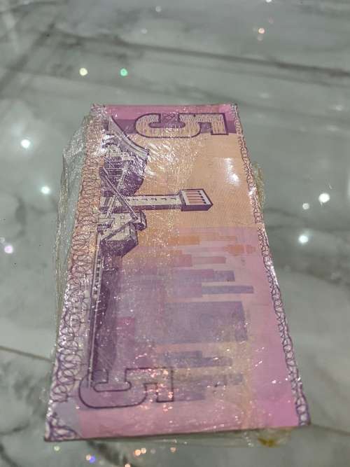 RARE SEALED PACKE OF FIVE RAND NOTES BRAND NEW IN SEQUENCE UNCIRCULATED !!!!