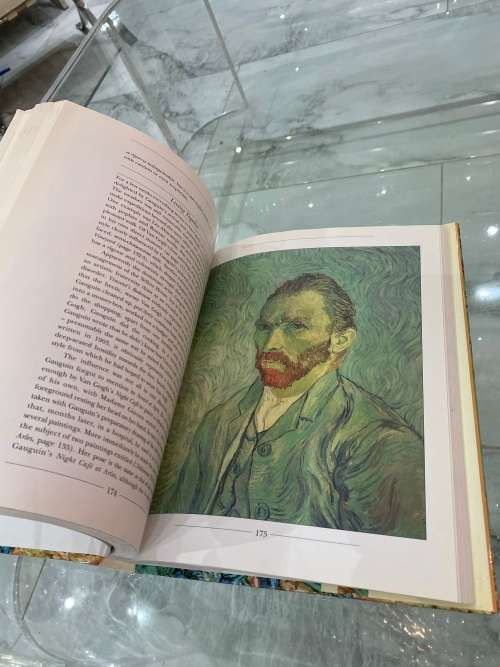 Vincent Van Gogh book !!!
