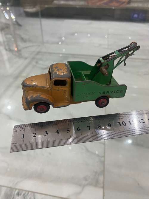 DINKY TOUS COMMER TRUCK !!!