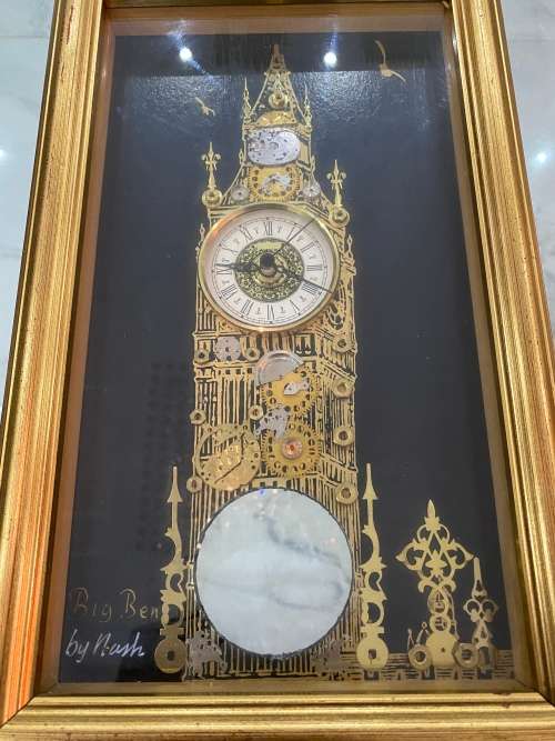 Highly detailed clock working!!!