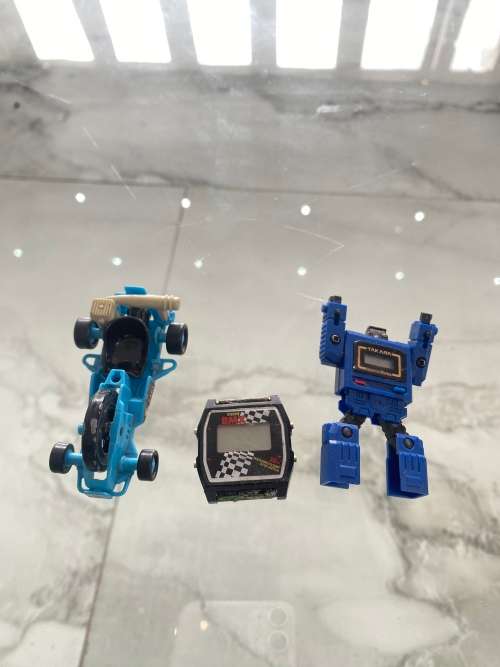 TOMY GOKART AND VINTAGE BMX WATCH AND TAKARA WATCH ROBOT NOT TESTED!!!