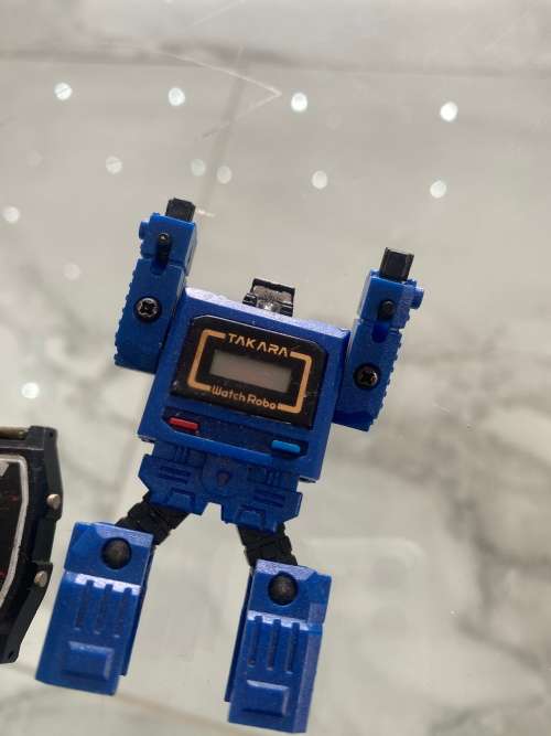 TOMY GOKART AND VINTAGE BMX WATCH AND TAKARA WATCH ROBOT NOT TESTED!!!