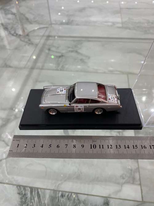 FERRARI 250GTE DIE CAST SCALE 1:24 !!!
