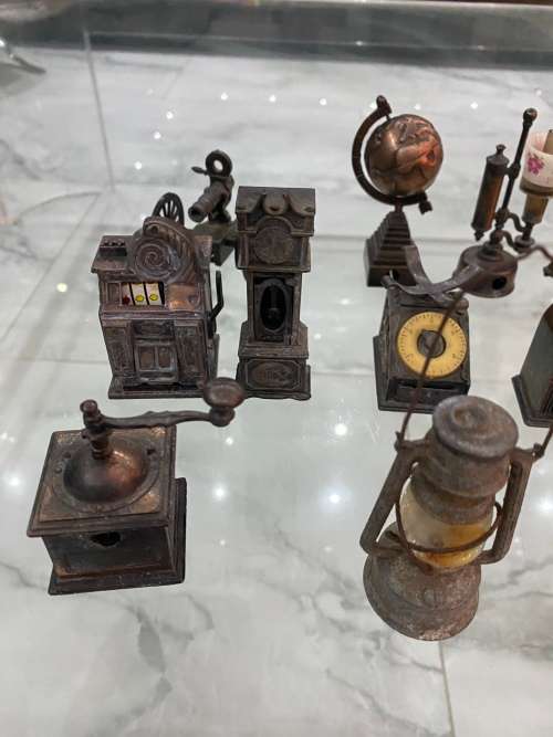 Collection of miniature display pieces bid for all!!!