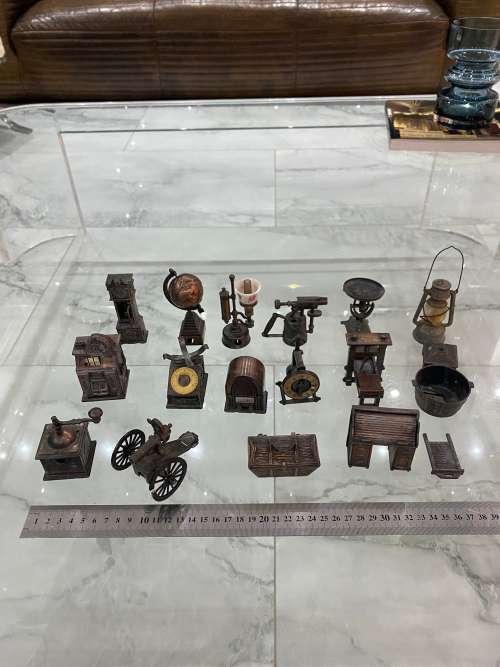 Collection of miniature display pieces bid for all!!!
