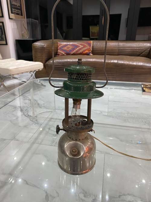 VINTAGE COLMAN LAMP !!!!