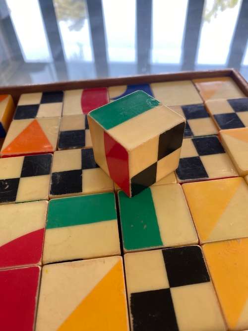 ANTIQUE block cube set in case !!!