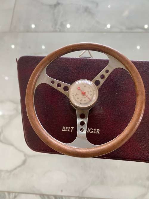 VINTAGE BELT HANGER !!!