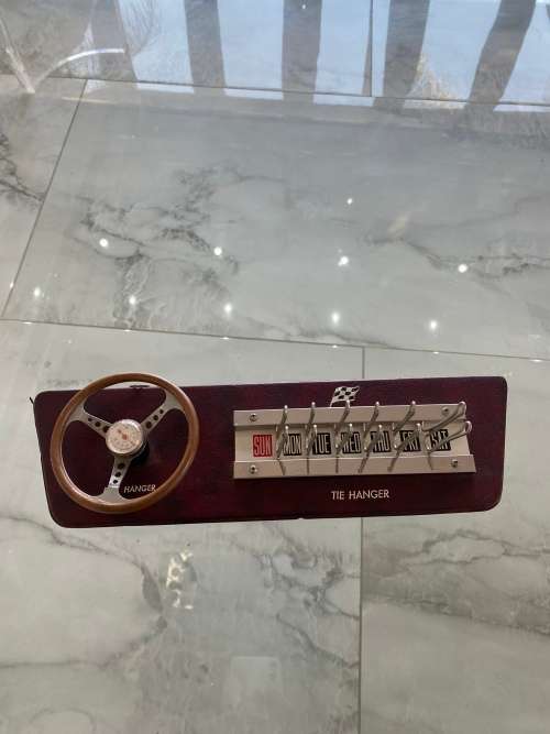 VINTAGE BELT HANGER !!!