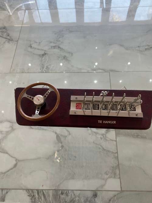 VINTAGE BELT HANGER !!!