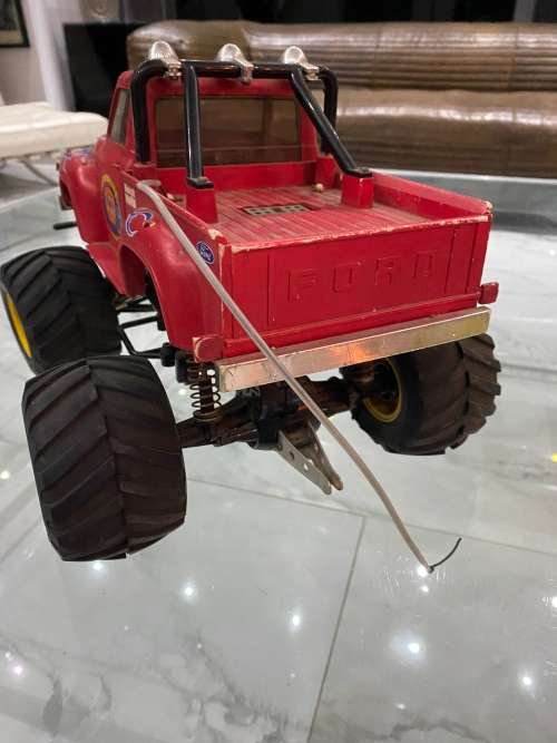 RARE LARGE VINTAGE TAMIYA MIDNIGHT PUMPKIN RC CAR NOT TESTED AND NO REMOTE !!!